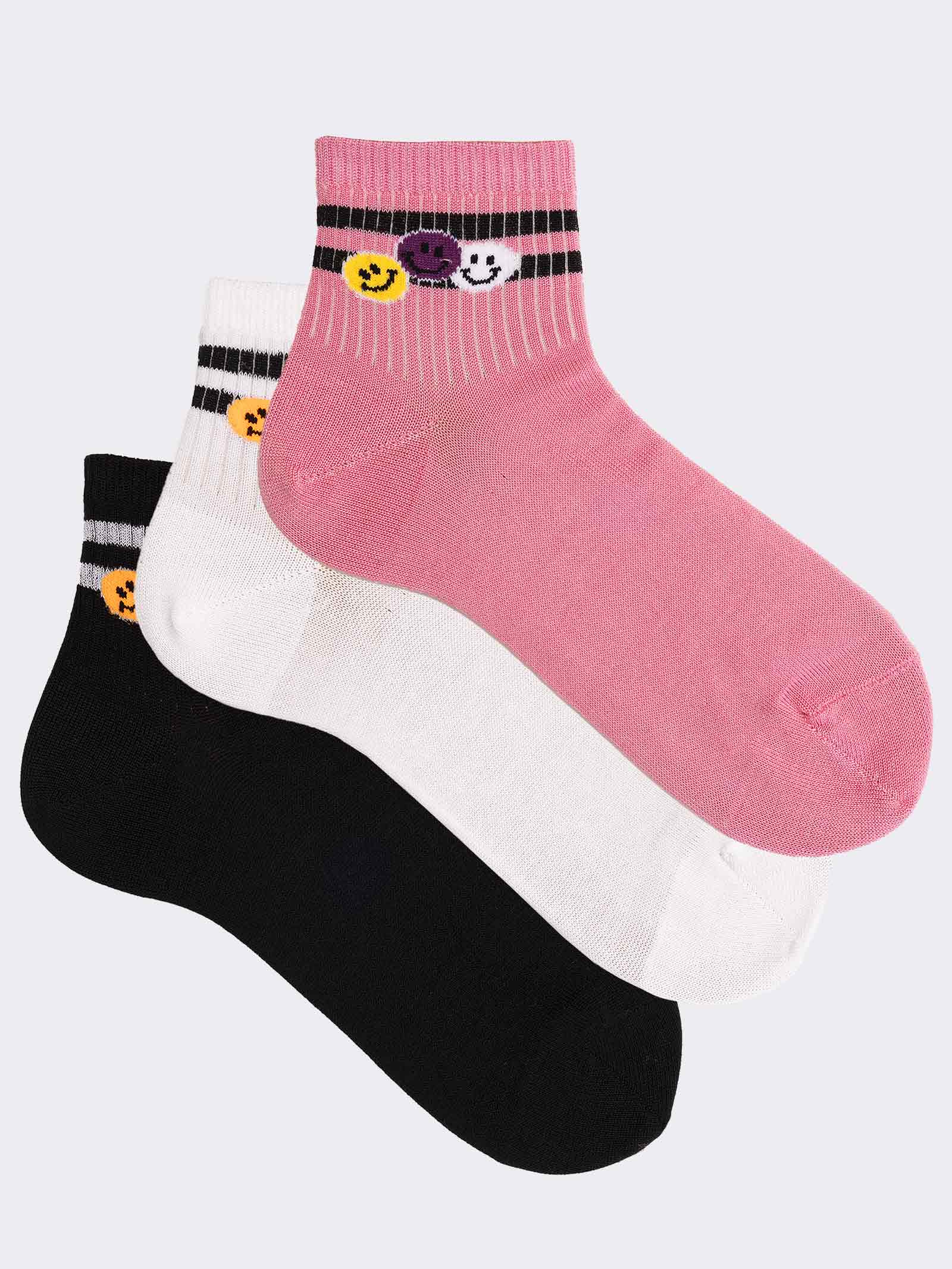 set de Calcetines Cortos de Algodón para Mujer con Diseños Alegres - Image 1
