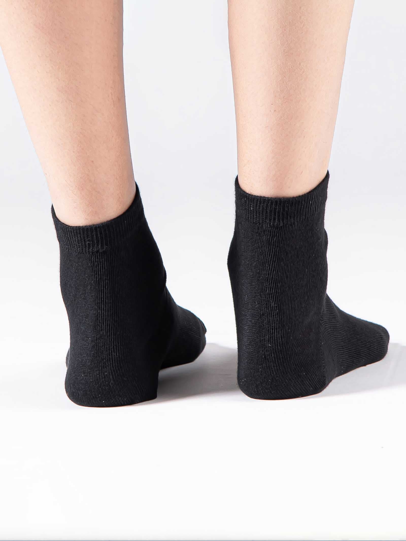 Calcetines Cortos de Algodón para Mujer - Elegantes y Cómodos - Image 3