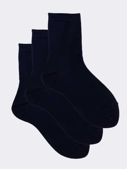 Navy Blau