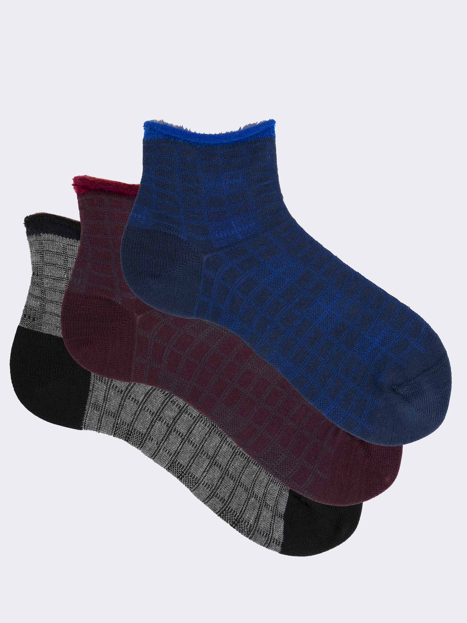 Women's Checkered Warm Cotton Ankle Socks - Elegant Short Socks - Image 1