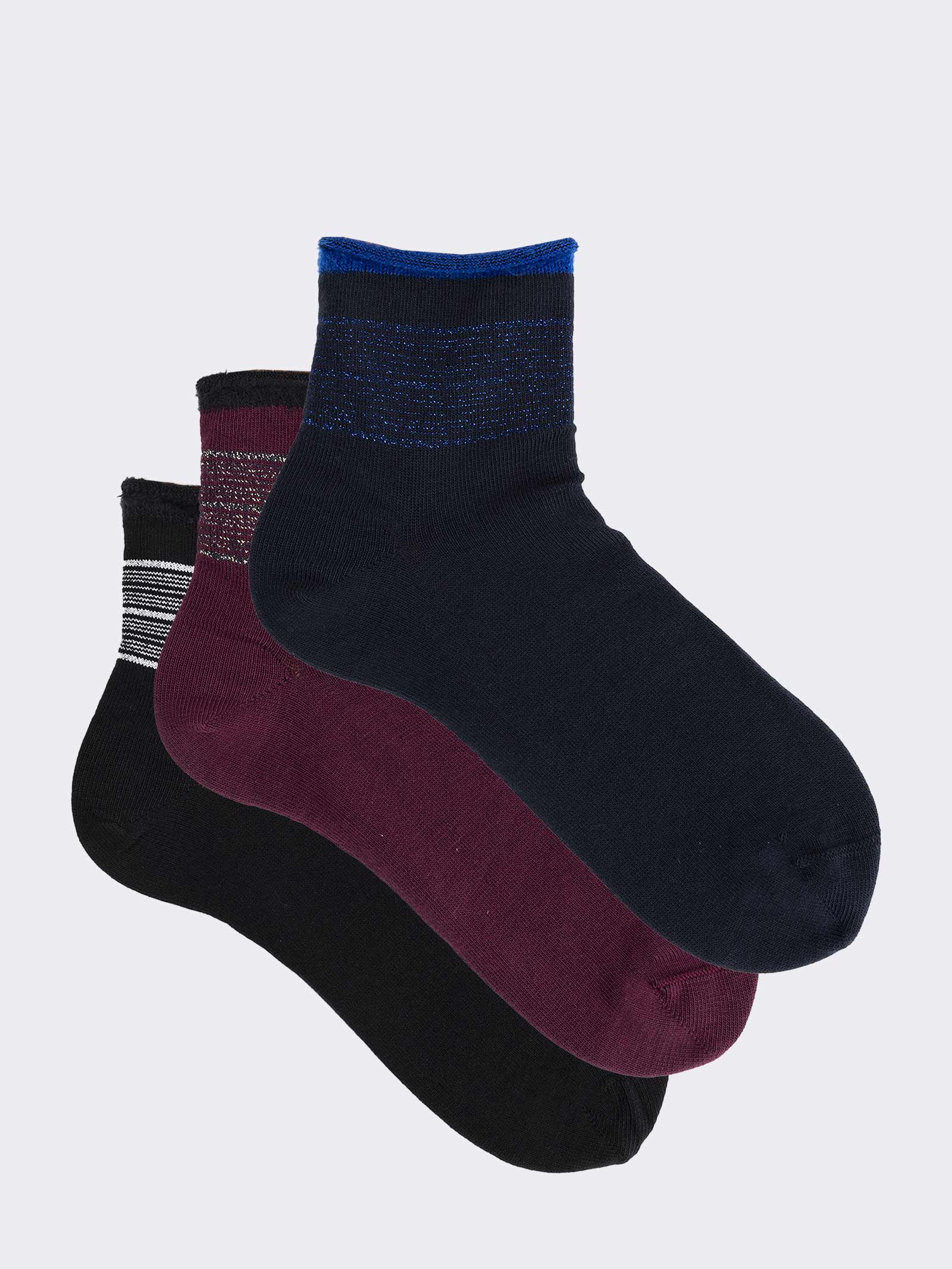 Calcetines Cortos de Mujer en Algodón Cálido - Diseños de Moda - Image 1