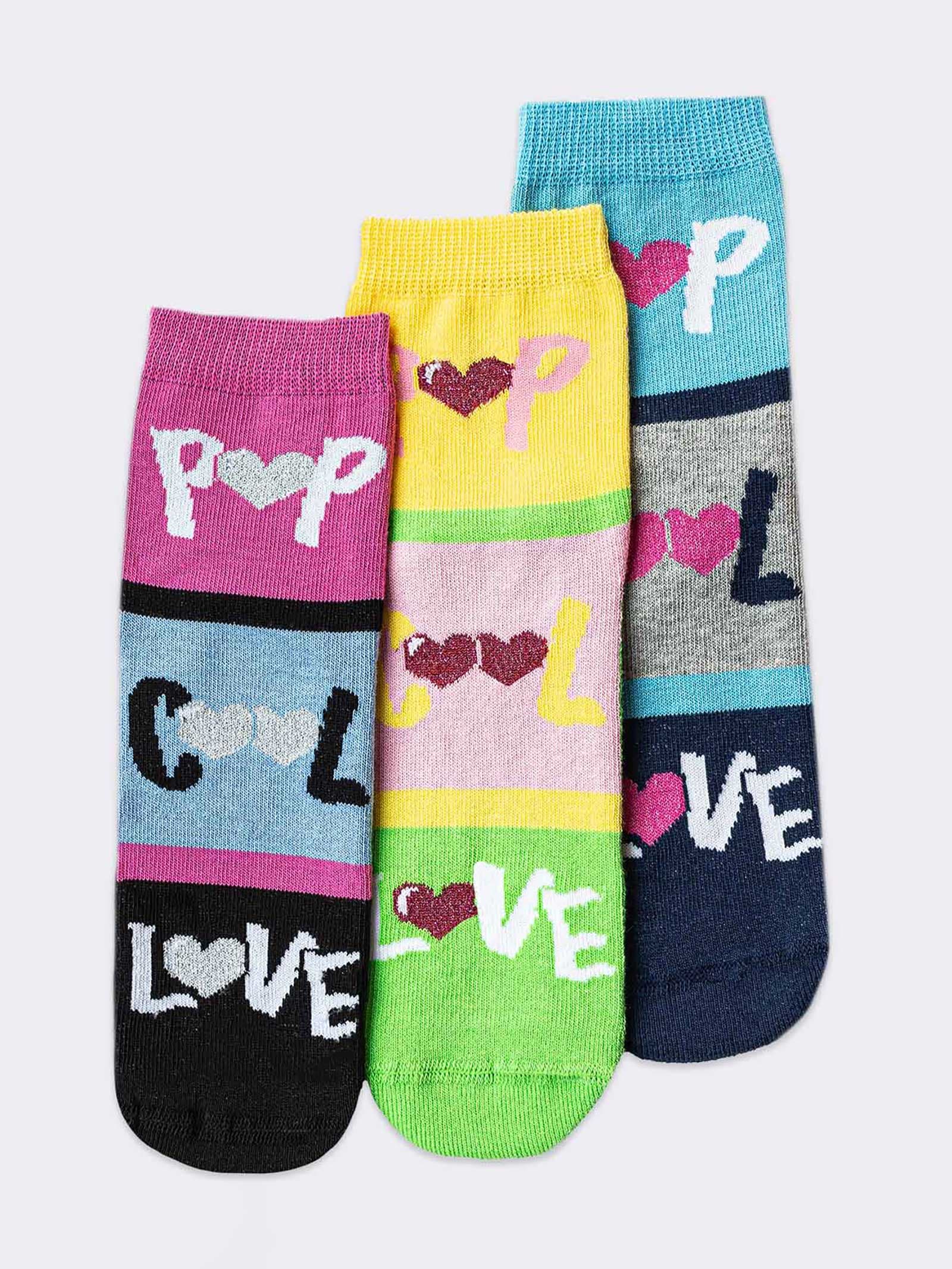 Mädchen Rutschfeste Kurze Baumwollsocken mit Fröhlichem Design - Image 1