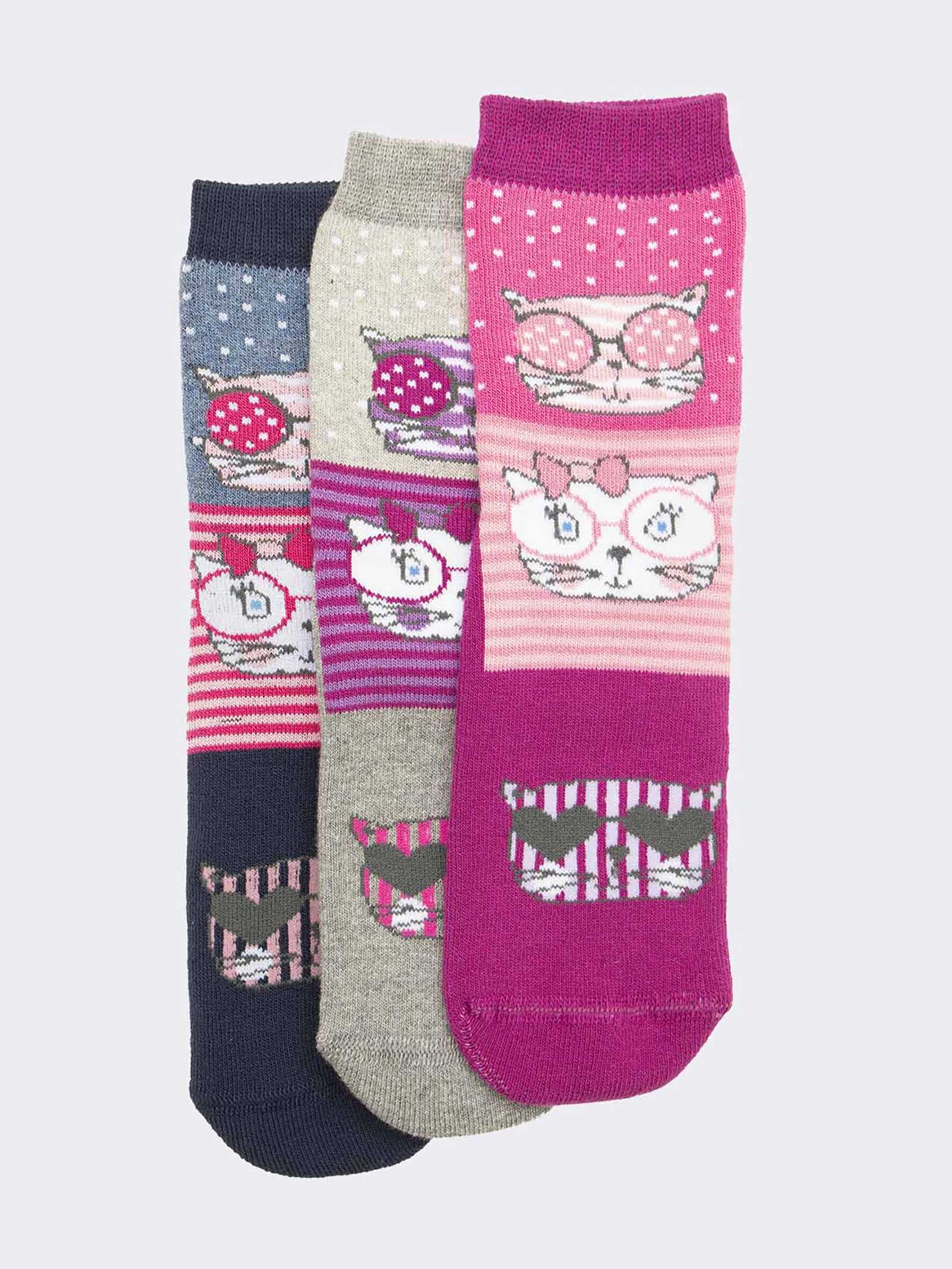 Kids' Non-Slip Socks with Cute Kittens - Image 1