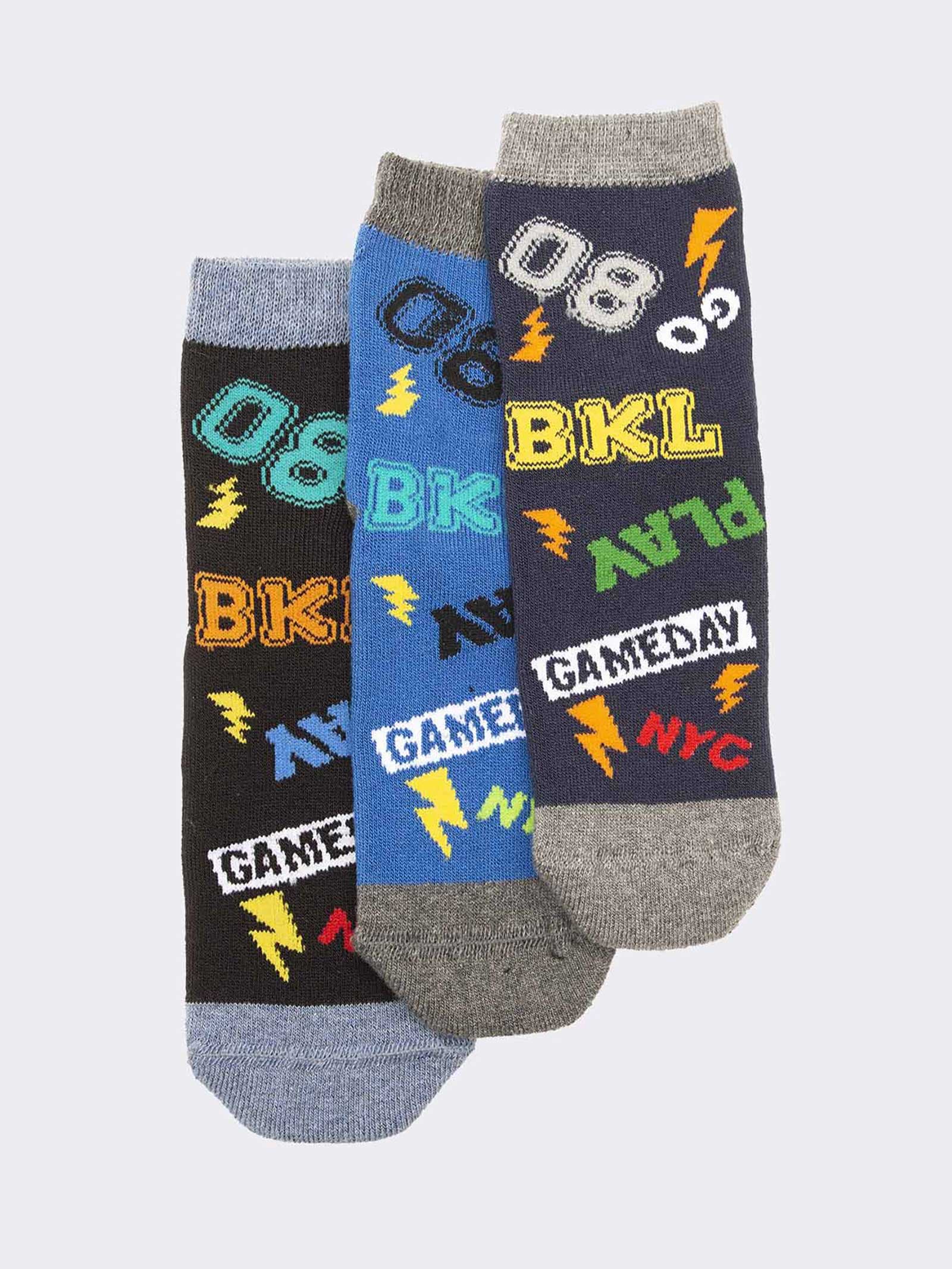 Kids Non-Slip Socks - Urban Design and Comfort - Image 1