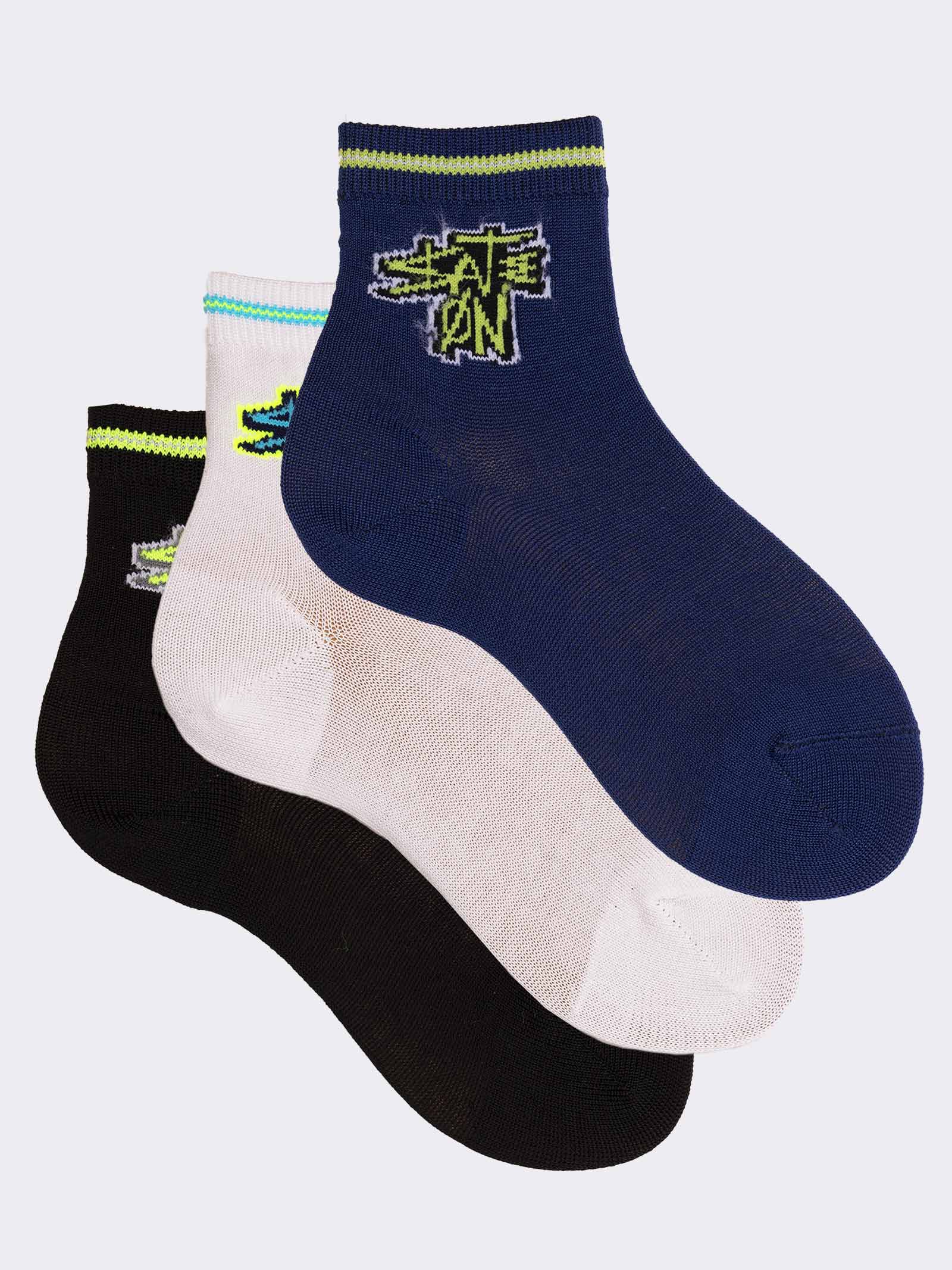 Dreierpack kurze Kinder-Socken mit Skate On-Muster in kühler Baumwolle - Image 1