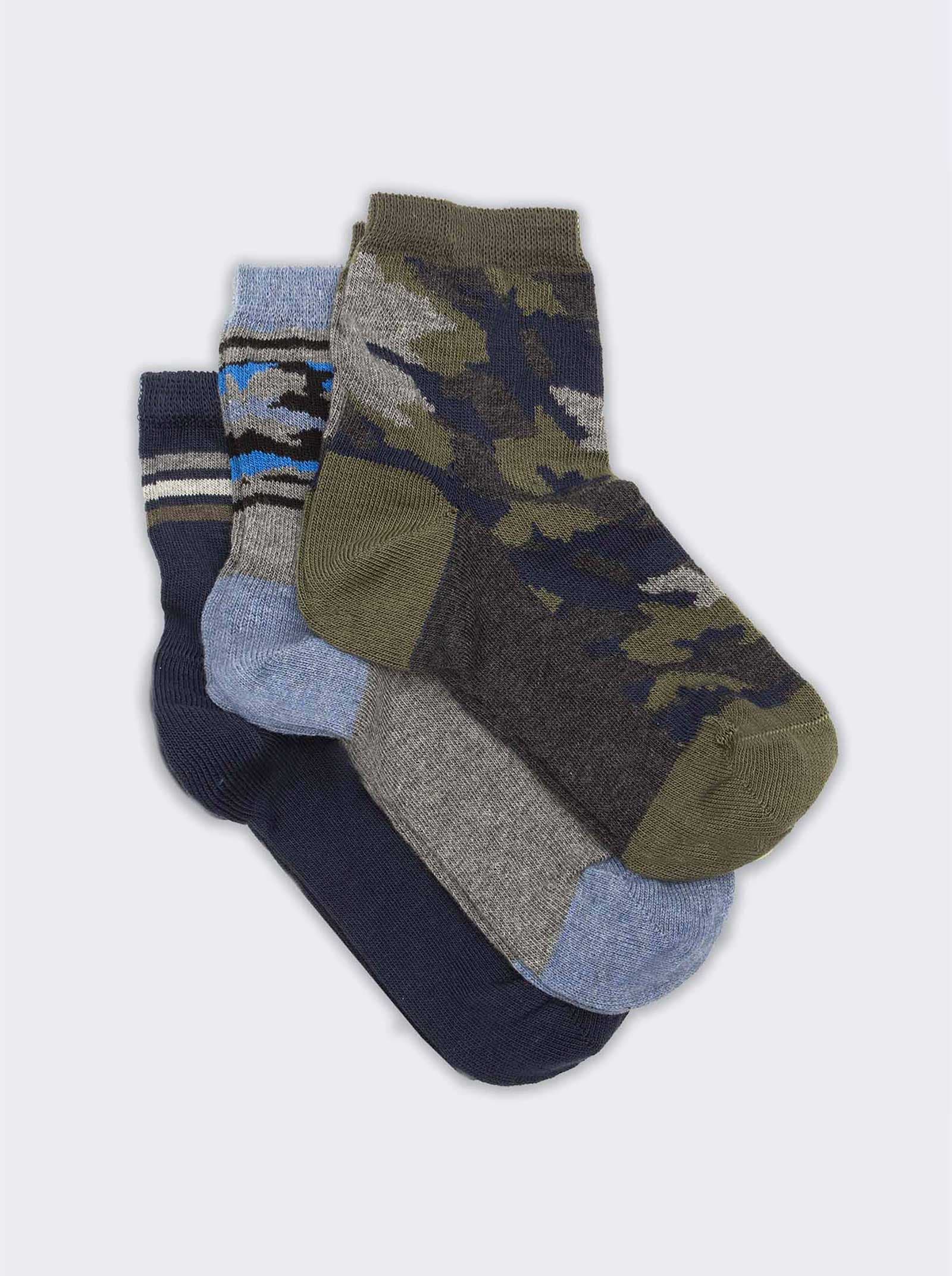 Kids' Patterned Short Socks - Modern and Sporty Design - Image 1