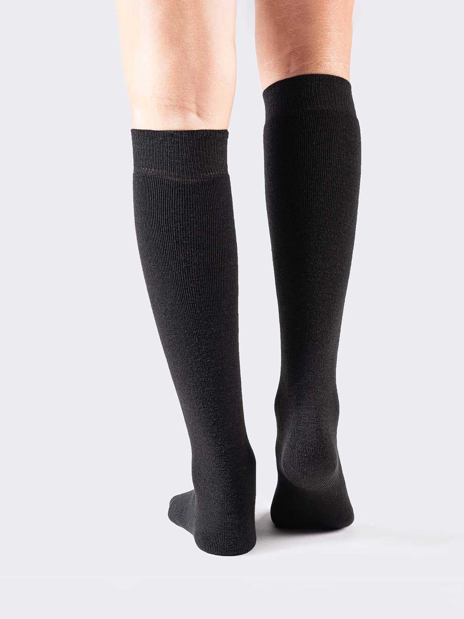 Calcetines largos de mujer en forro polar - Image 3