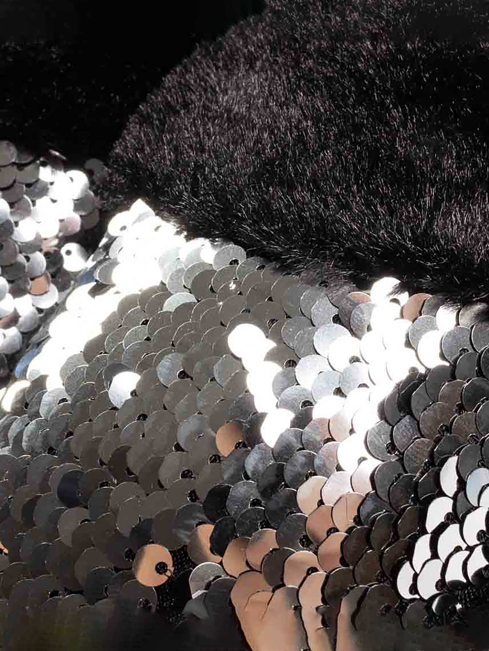 Women's Elegant Sequin Slippers - Glamorous Indoor Design - Image 4