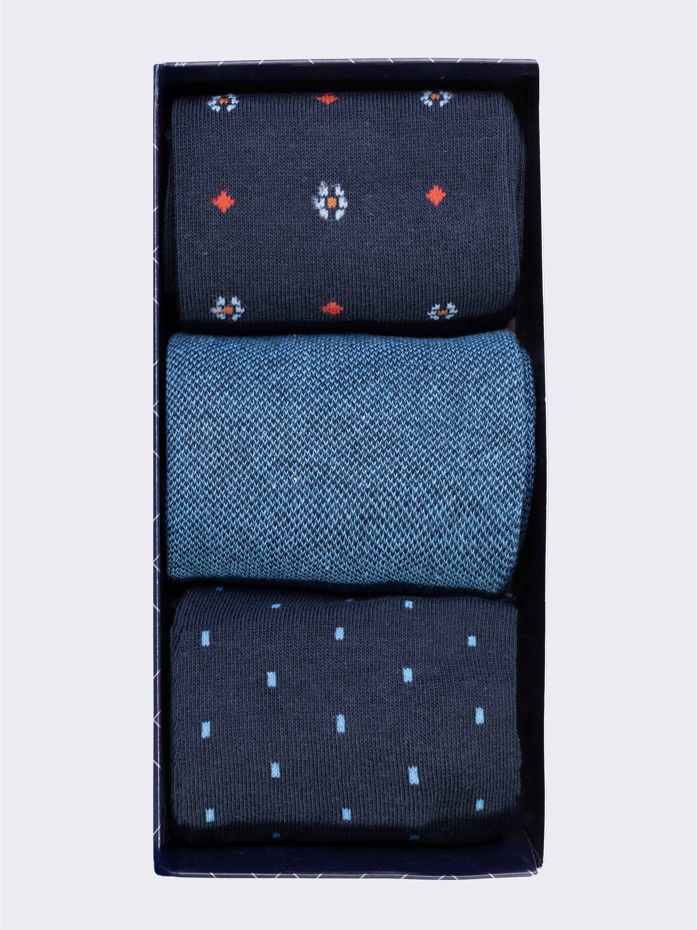 Men's Warm Cotton Long Socks Gift Box, 3 Pairs Elegant Patterns - Image 2