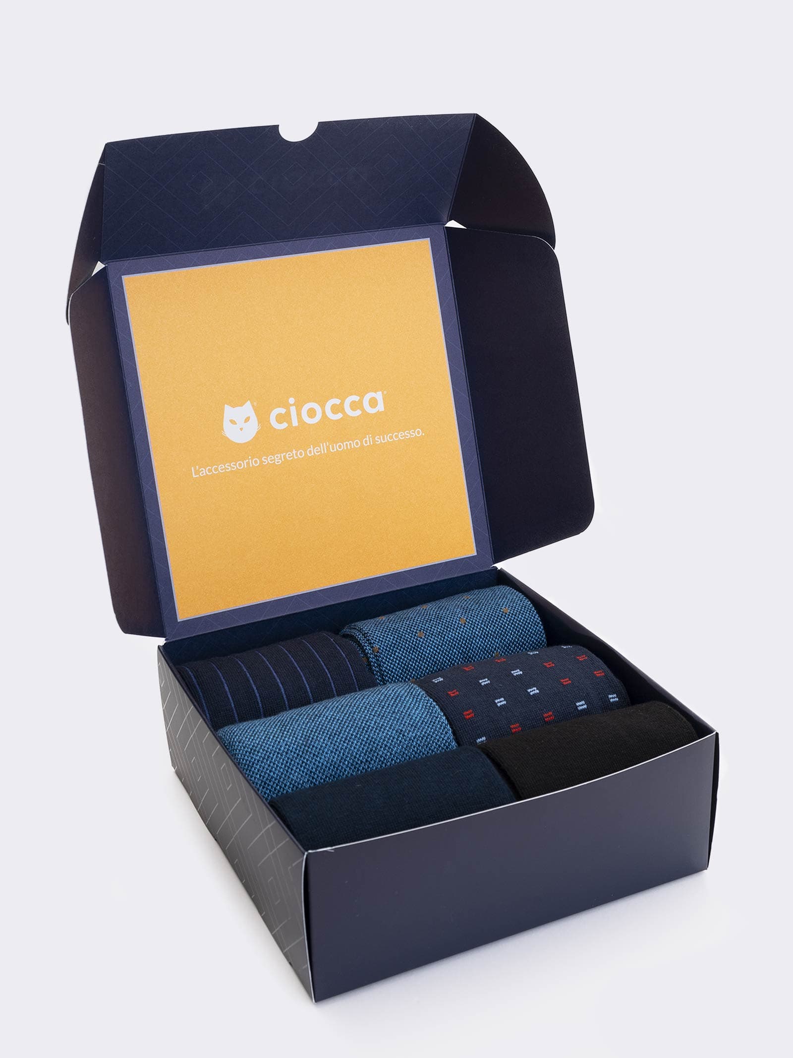 Men's Warm Cotton Socks Gift Box, 6 Pairs Classic Blue mix Patterns - Image 2