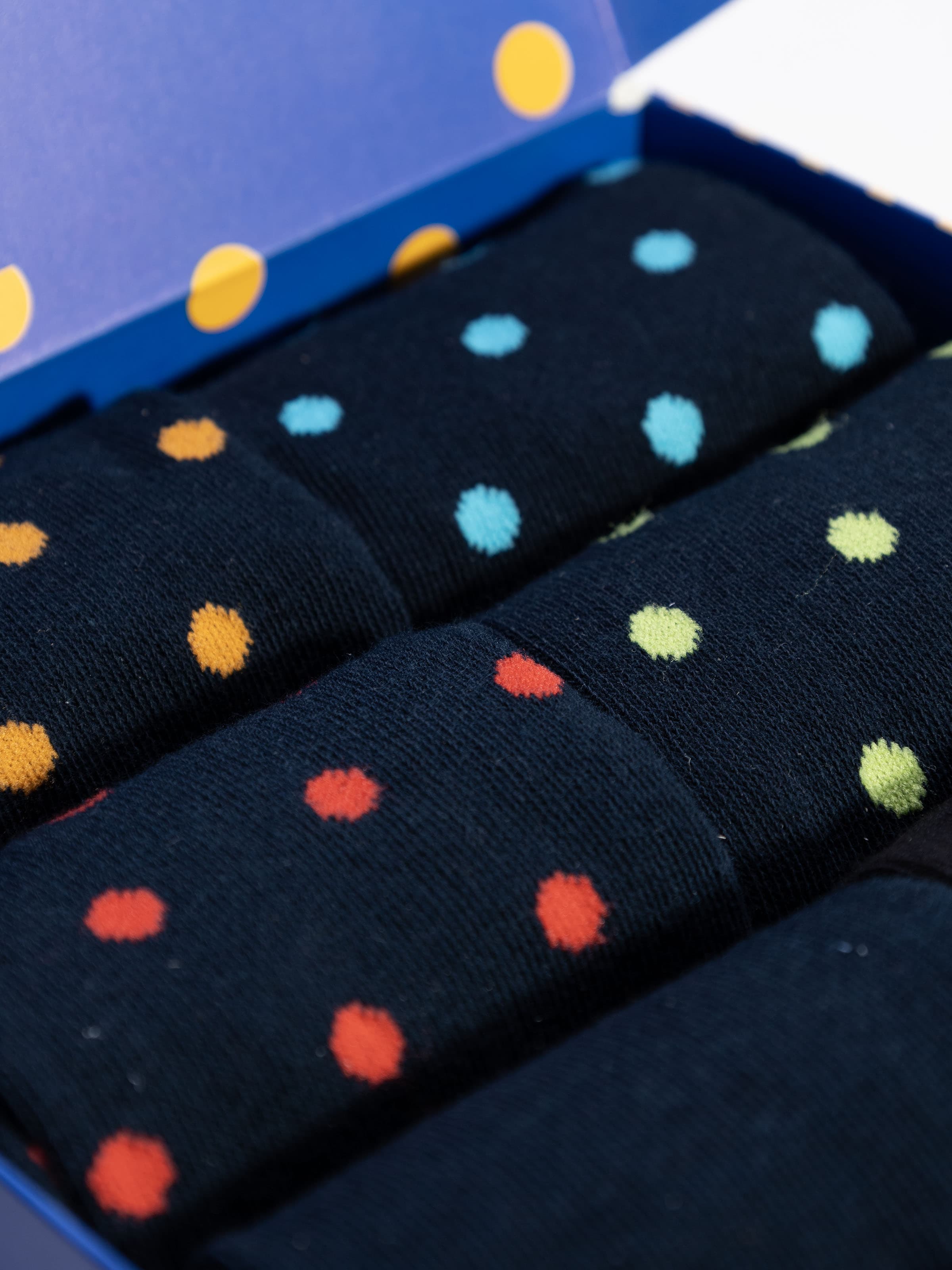 Gift box Men's Warm Cotton Socks, 6 Pairs Polka dot Pattern - Image 4