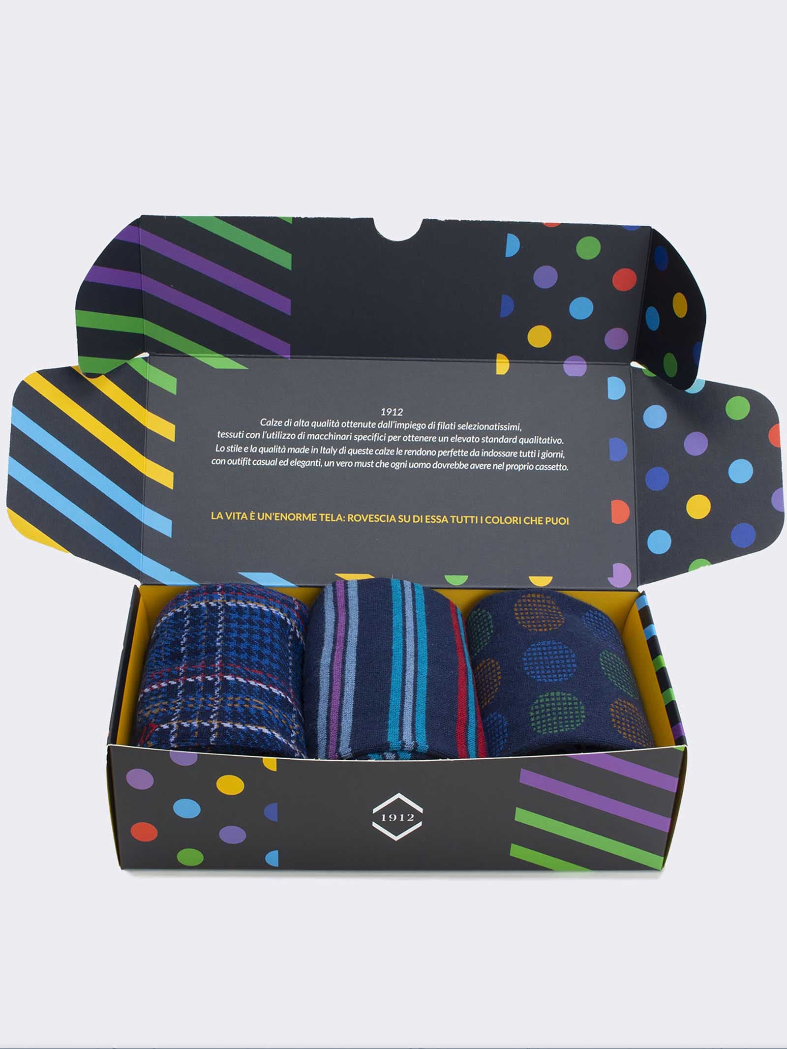 Geschenkbox 3 Paar geometrische blaue Herrensocken Geschenkidee Made in Italy - Image 2