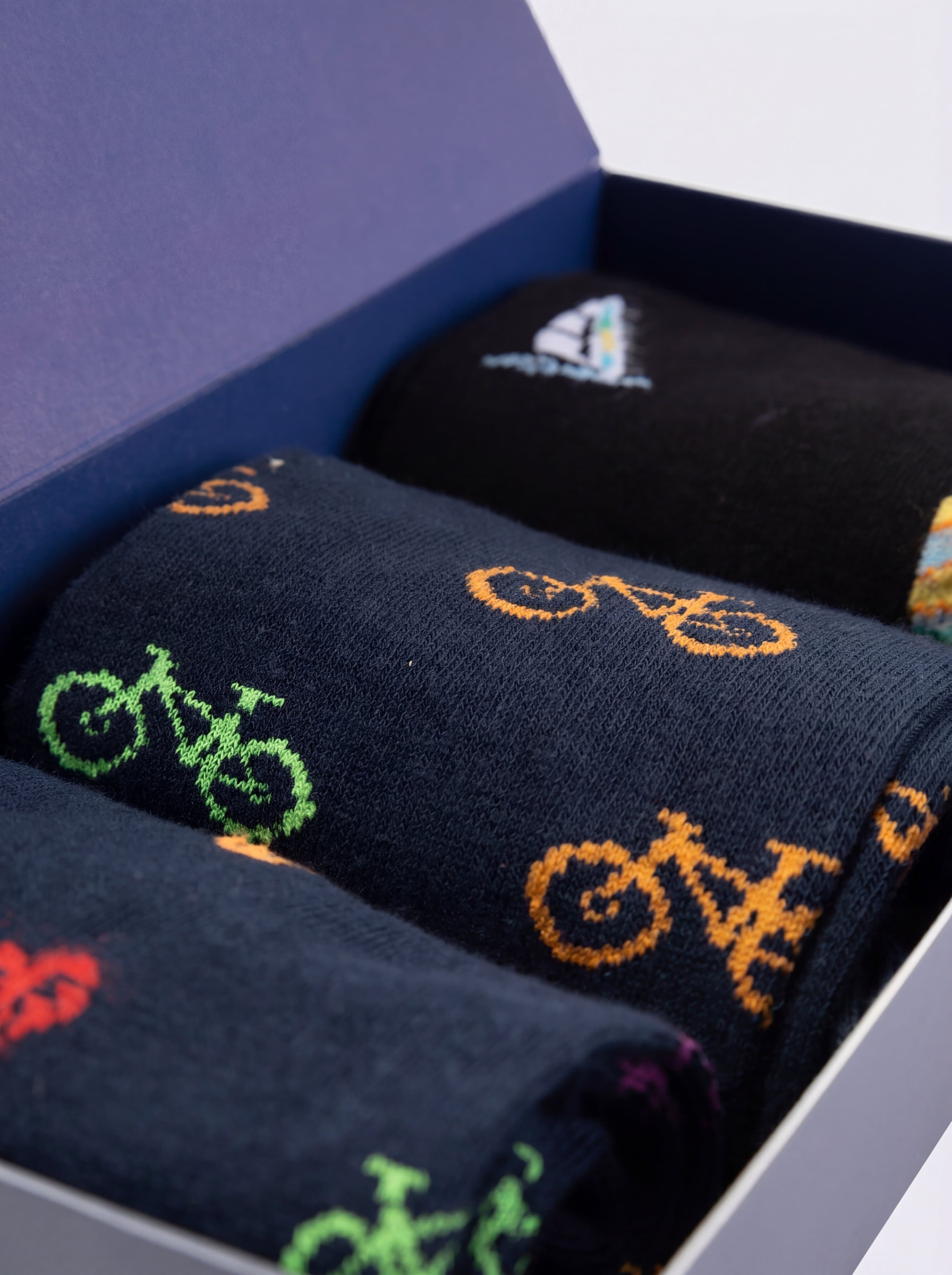 Gift box 3 Pairs Long Knee-High Socks Summer Patterns - Image 4
