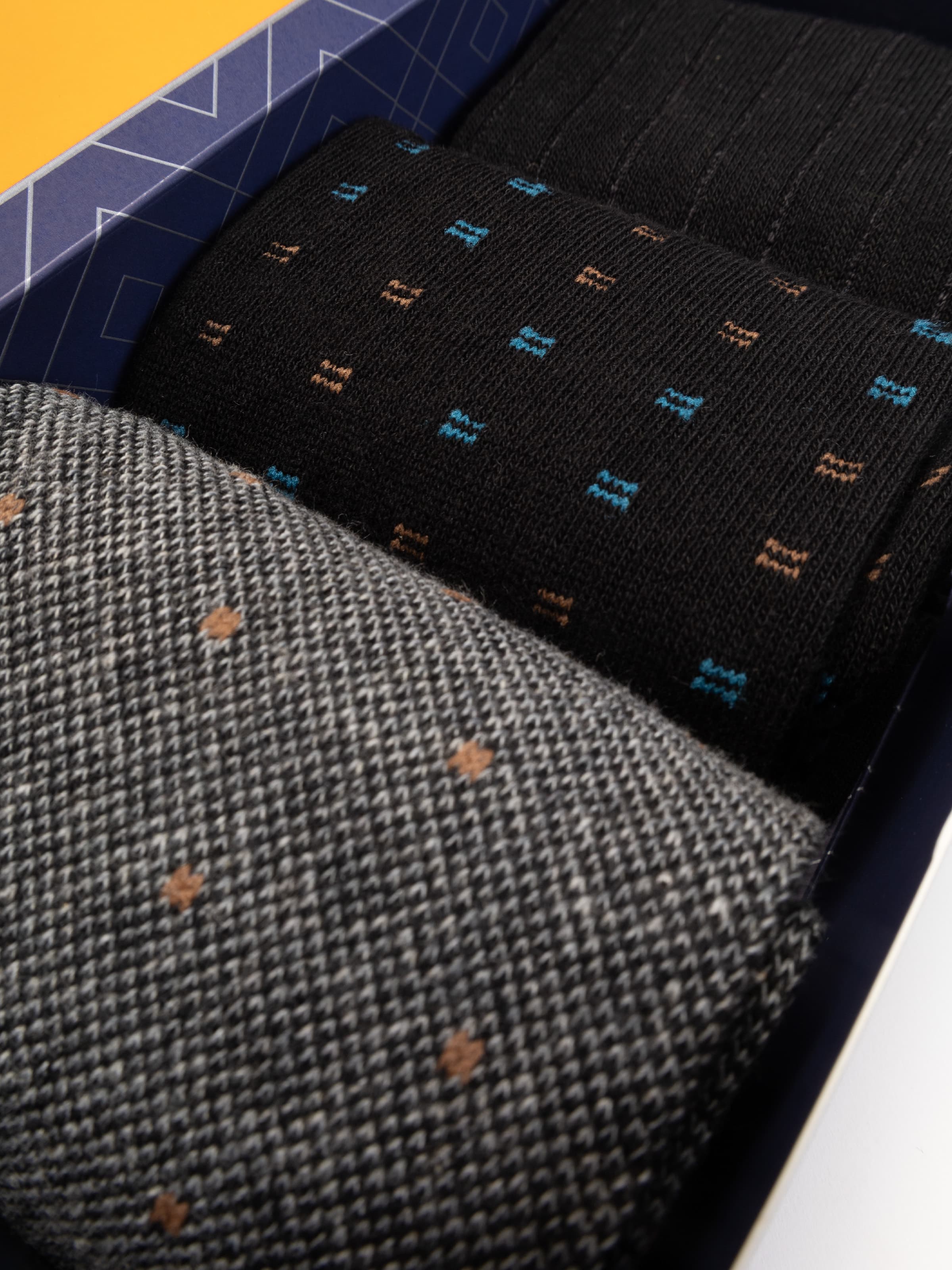 Geschenkbox 3 Paar Herrensocken mit Muster aus warmer Baumwolle - Image 4
