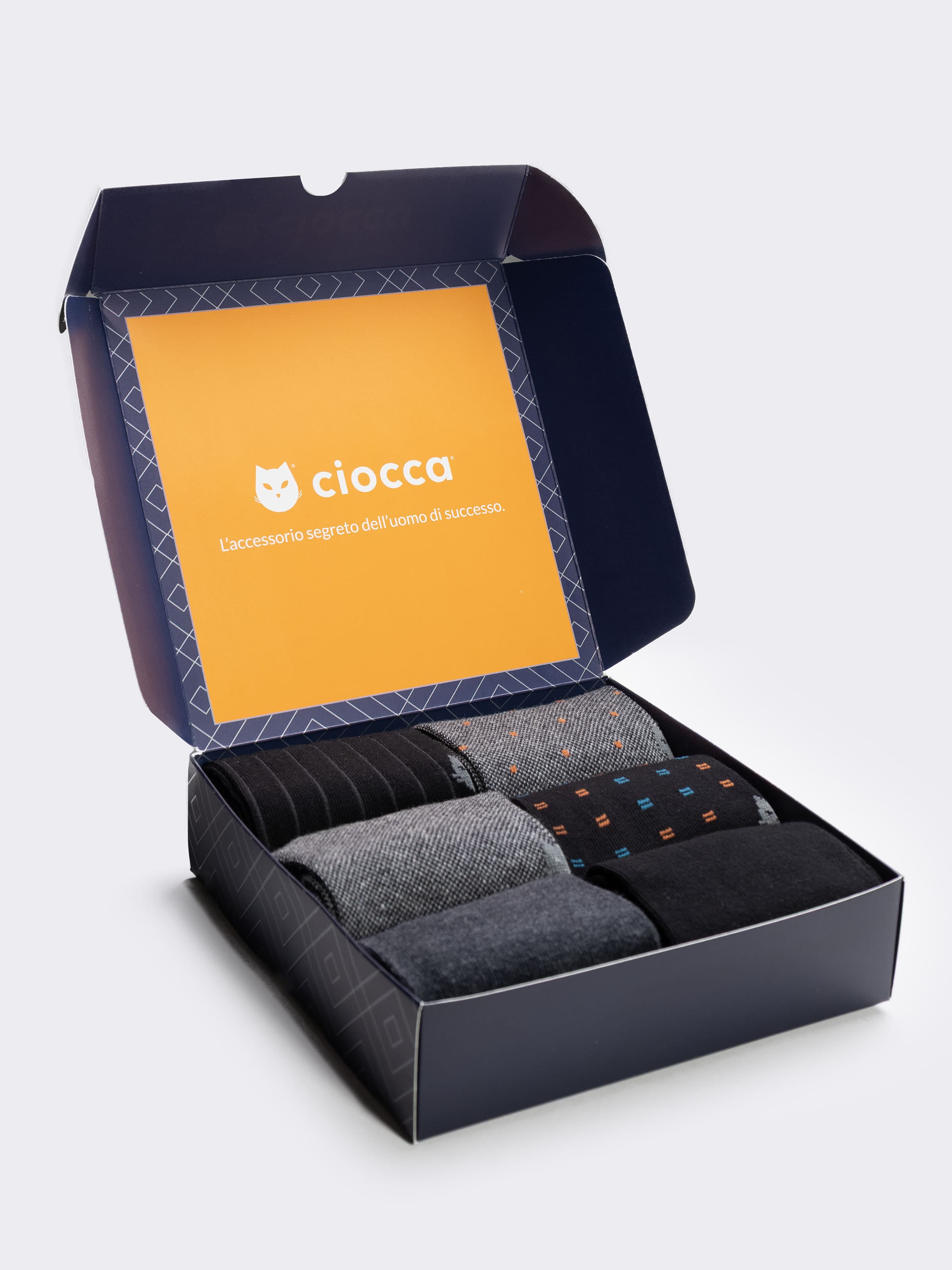 Men's Cotton Ankle Socks Gift Box, 6 Pairs Classic Patterns - Image 3