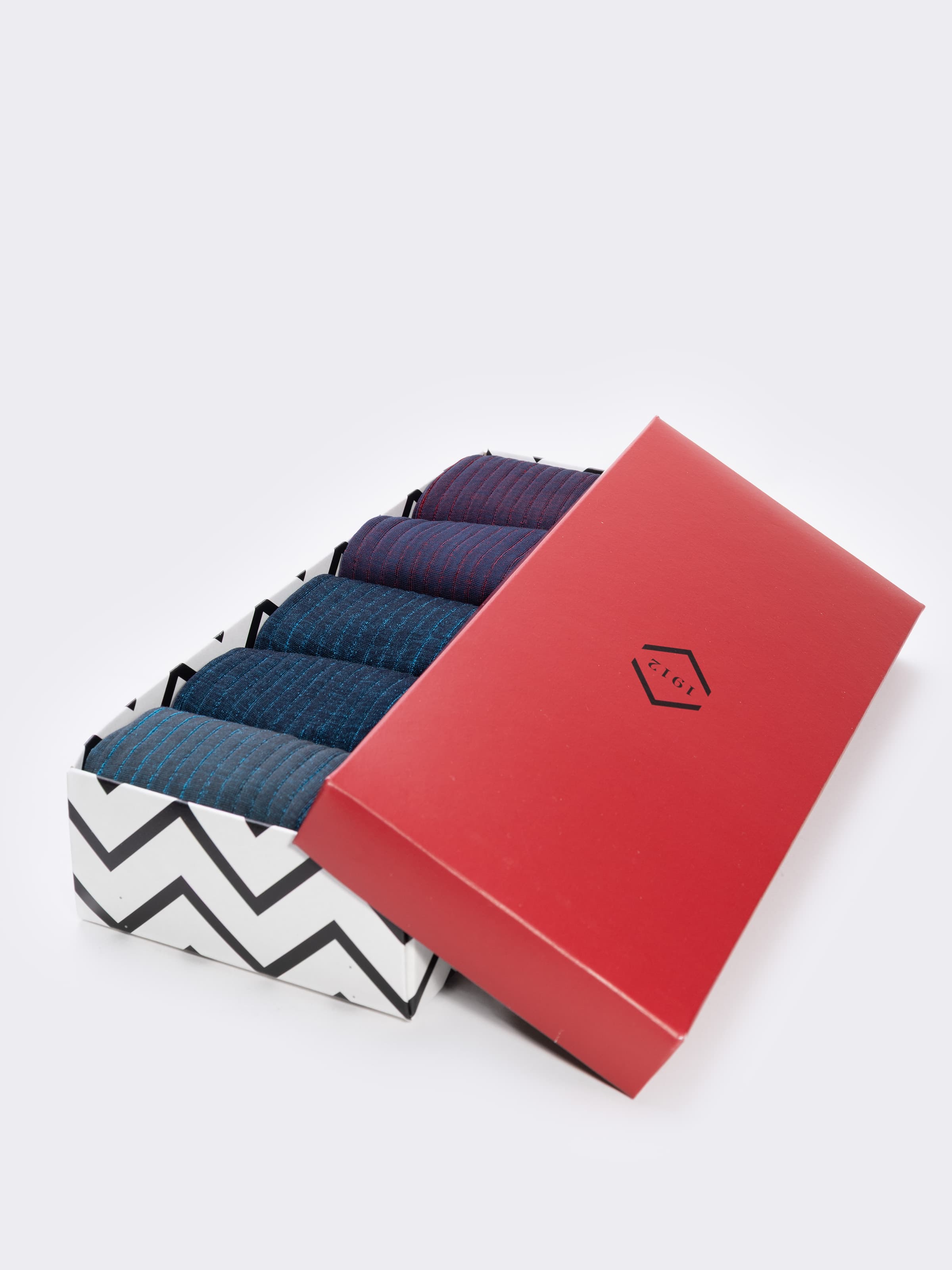 Geschenkbox mit 5 Paar gerippten Vanisè Herrensocken aus fil d'Ecosse - Image 2