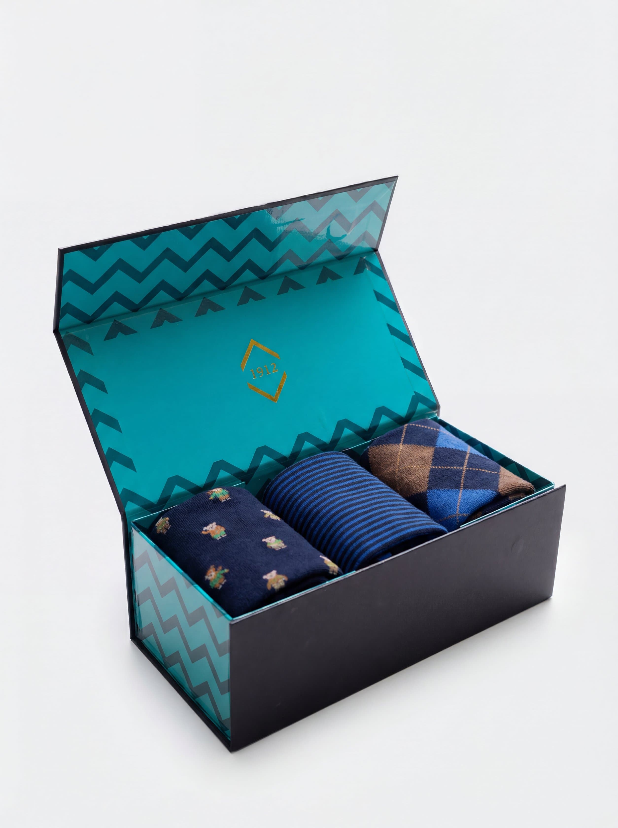 Gift box 3 Pairs Patterned Warm Cotton Socks - Made in Italy - Image 3