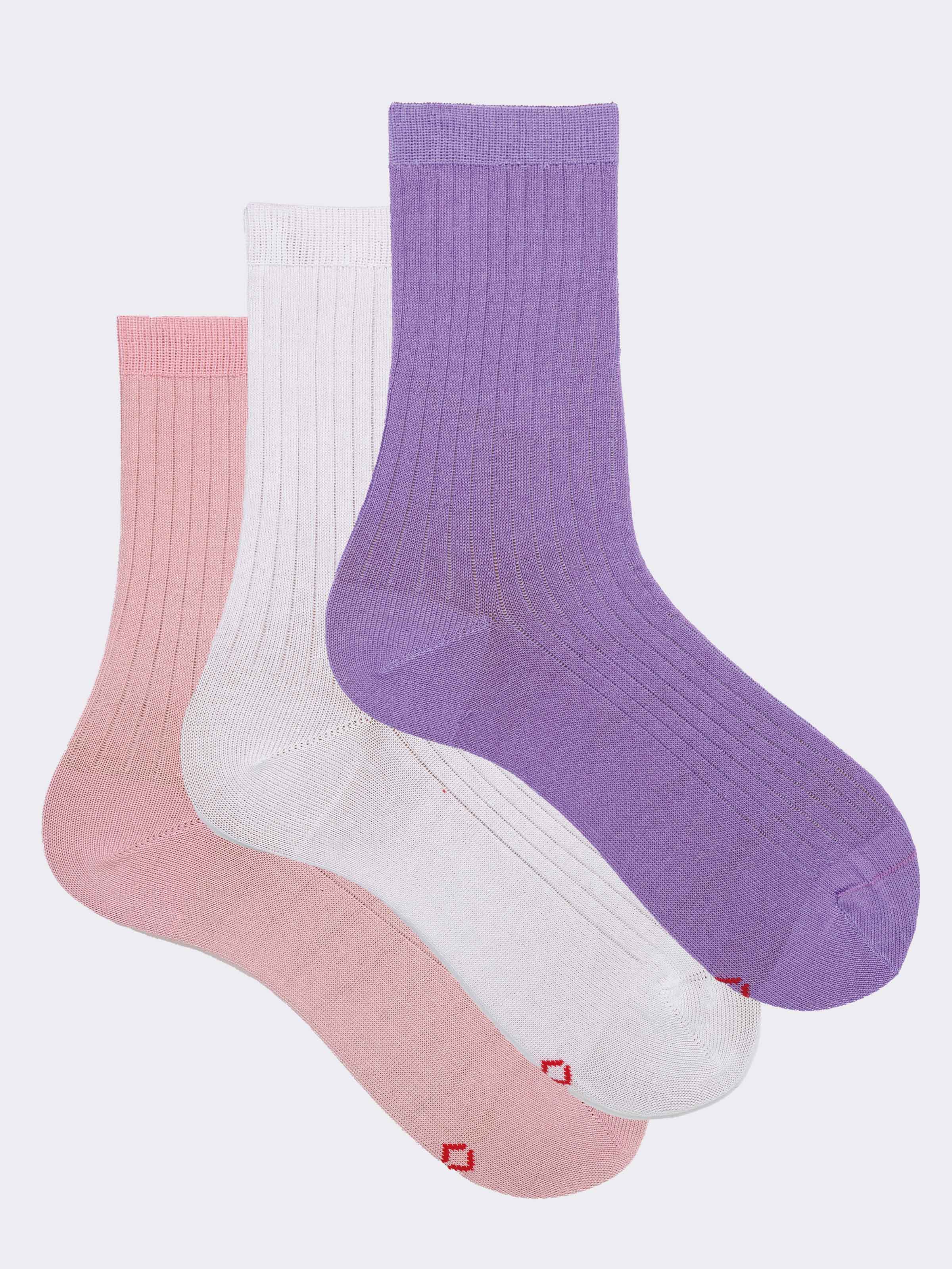 Geschenkset 3 Paar einfarbige Rippensocken für Damen Made in Italy - Image 1