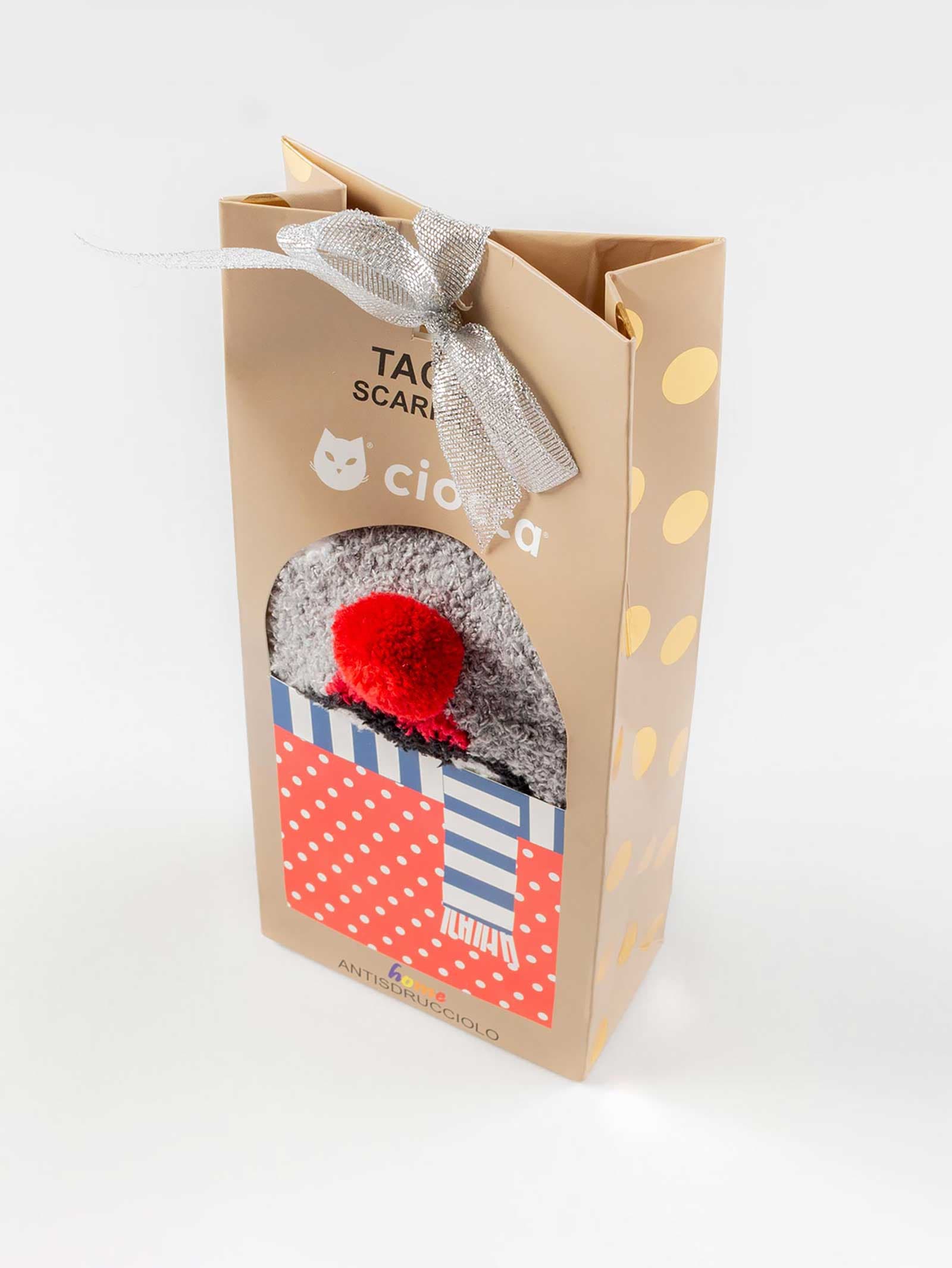 Unisex Christmas Non-Slip Socks - Winter Comfort and Style - Image 3
