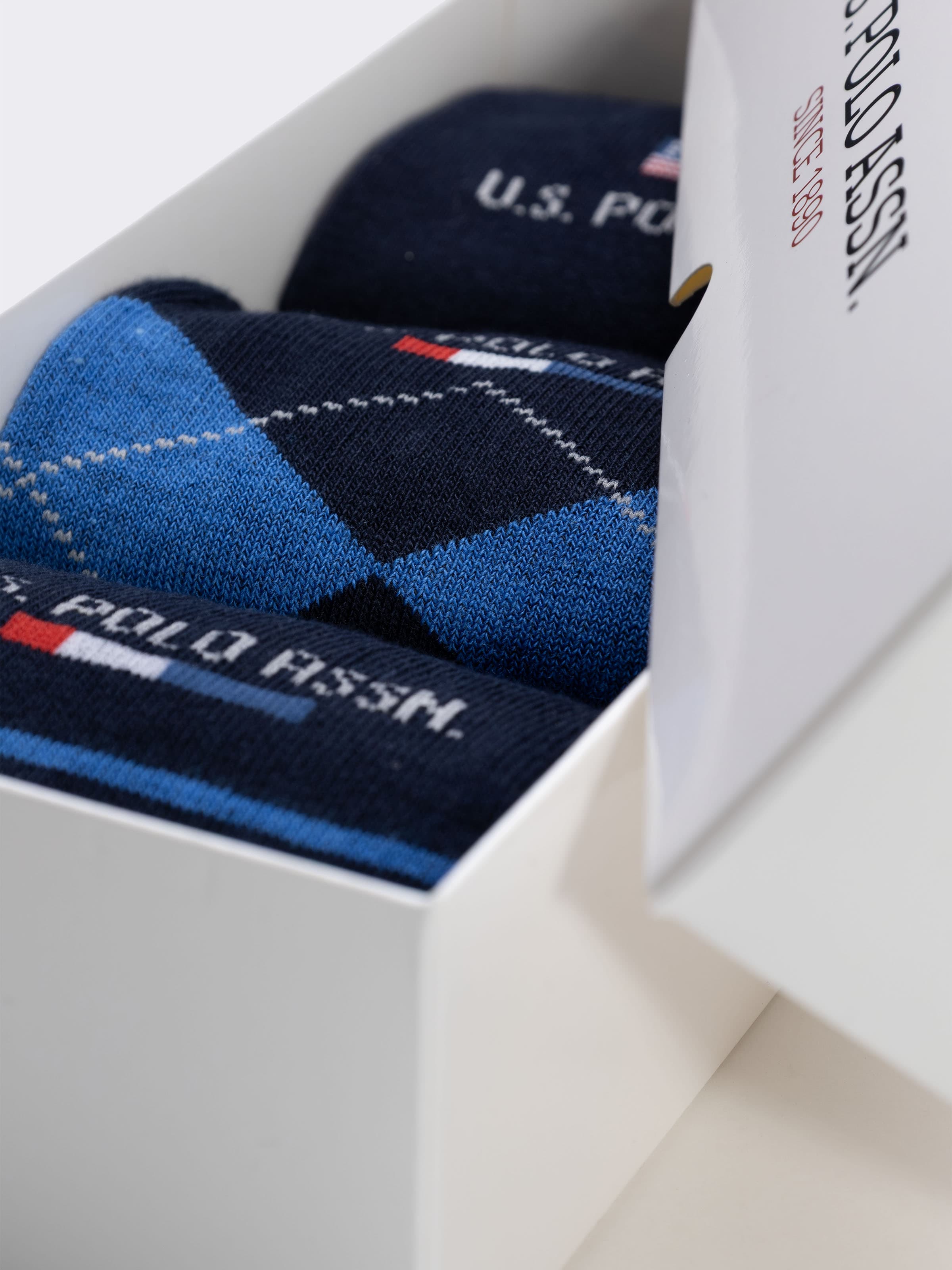 U.S. POLO ASSN. Men's Long Patterned Socks - 3 Pair box - Image 2