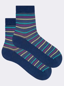 Navy Blau