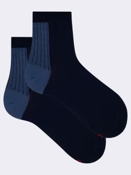 Navy Blau