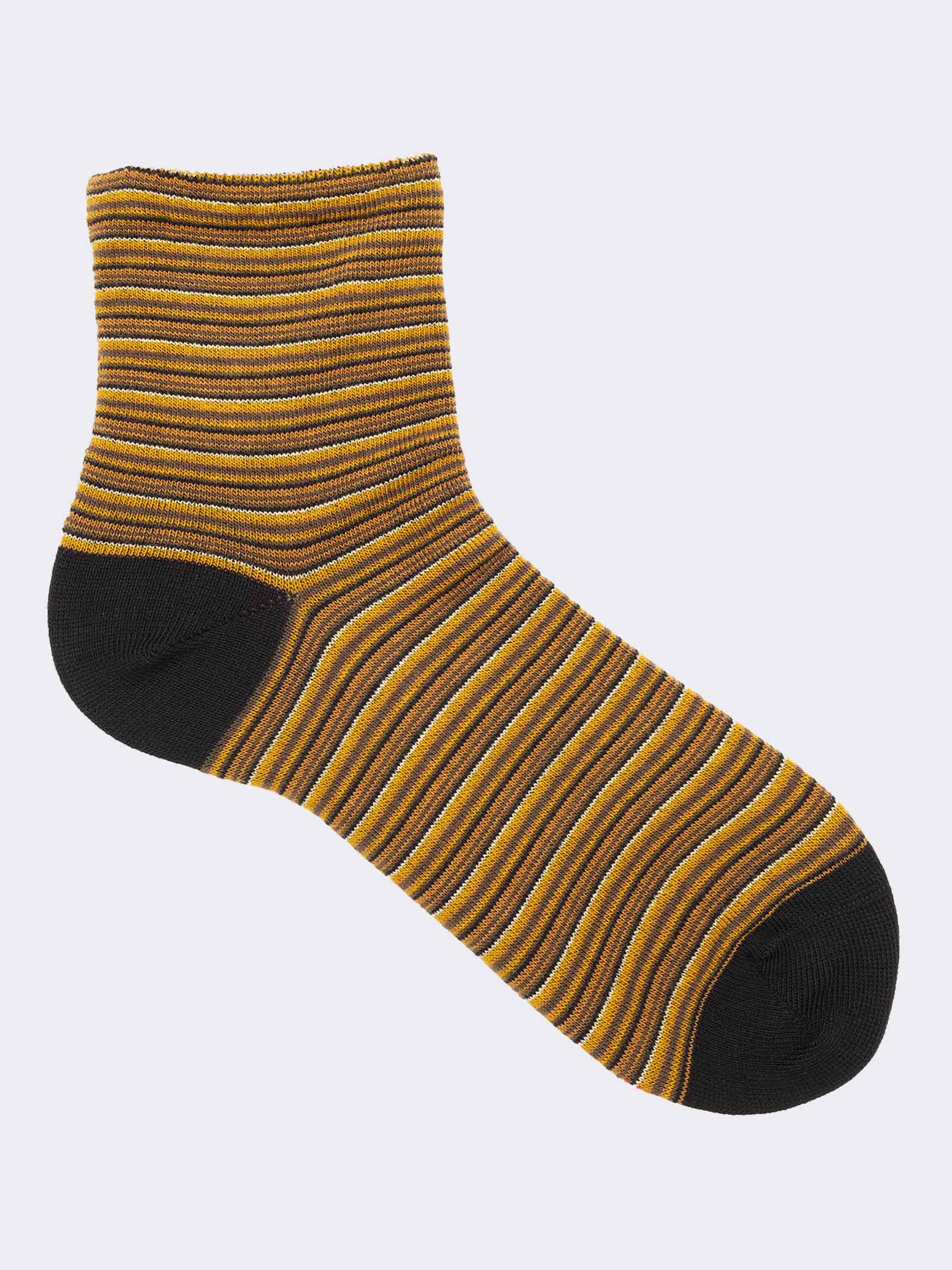 Women's Warm Cotton Striped Short Socks - Elegance and Comfort - Image 1