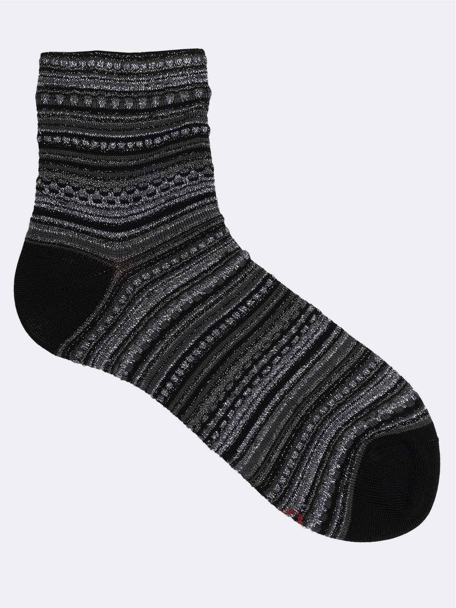Women's Striped Ankle Socks - Elegant Summer Design - Image 1