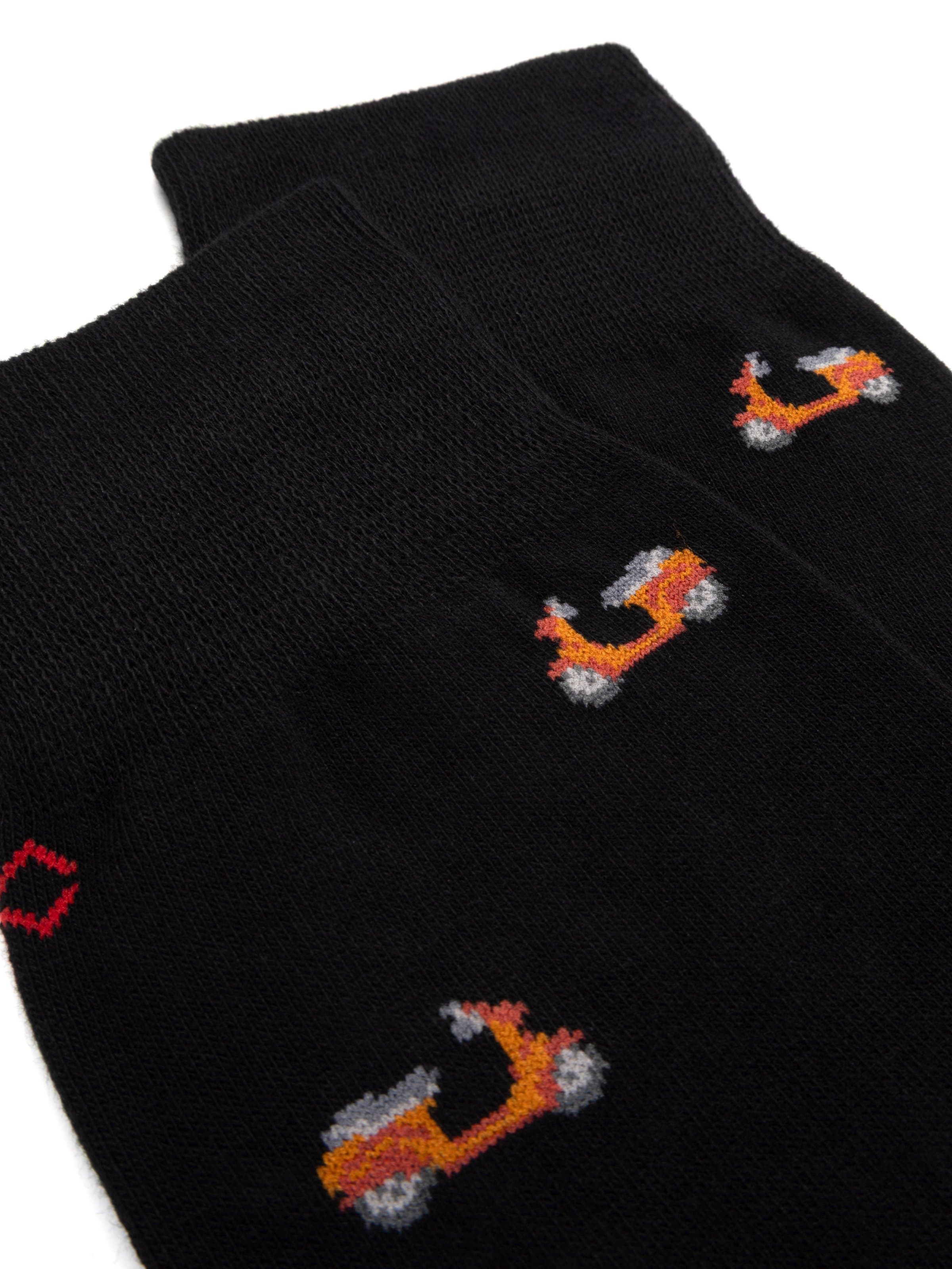 Men's Short Scooter-Print Socks in Warm Cotton - Image 2