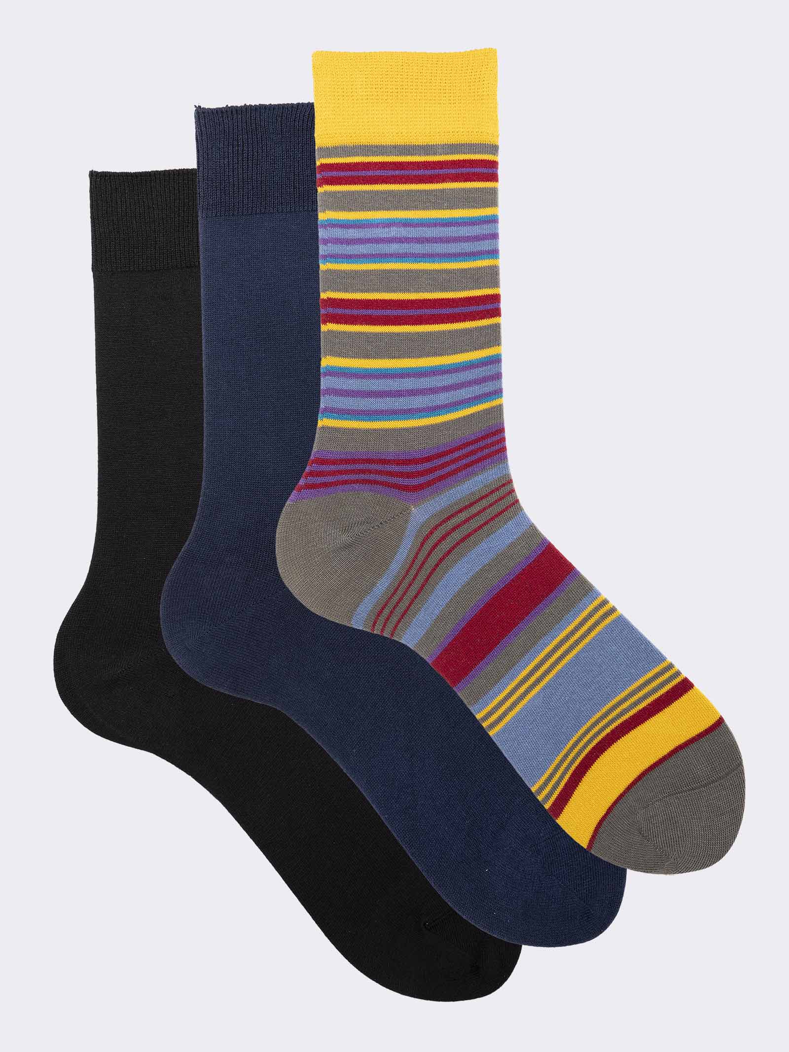 Tris of Made in Italy striped patterned and plain men's short socks in Warm Cotton - Image 1